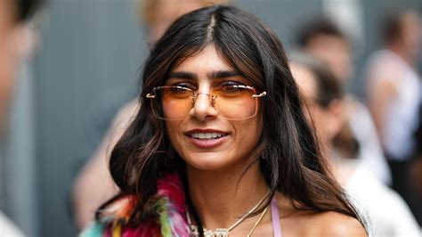 miya kalifa chut|Mia Khalifa Porn Videos 2024: Porn Star Sex Scenes .